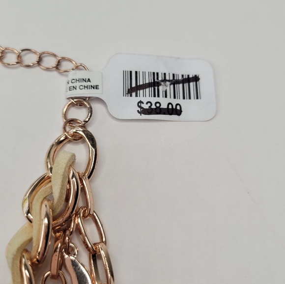 NWT Free People Sid Back Necklace in Rose Gold - Picture 7 of 8